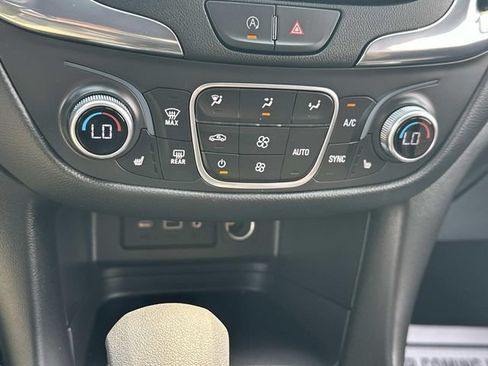 Certified 2023 Chevrolet Equinox LT AWD/4WD image 32