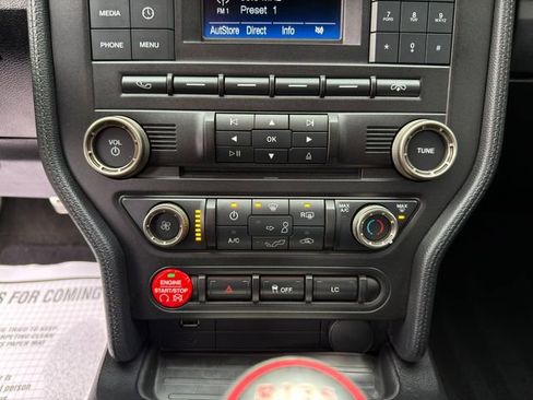 Used 2017 Ford Mustang Shelby GT350 image 22