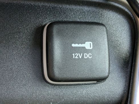 Used 2018 Jeep Compass Latitude image 26