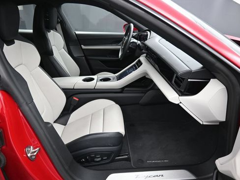 Used 2025 Porsche Taycan RWD image 25
