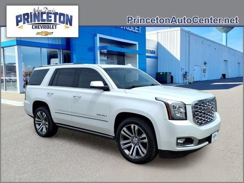 Used 2019 GMC Yukon Denali w/ Denali Ultimate Package AWD/4WD image 1