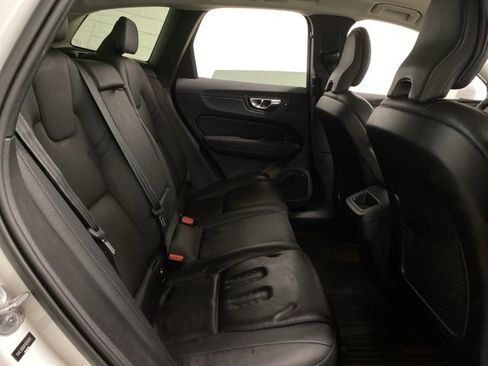 Used 2023 Volvo XC60 B5 Plus w/ Protection Package Premier image 22