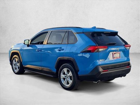 Used 2019 Toyota RAV4 XLE FWD image 8