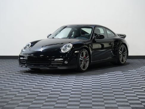 Used 2013 Porsche 911 4 Coupe AWD/4WD image 3