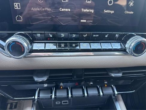 New 2026 GMC Canyon Denali AWD/4WD image 15