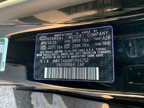 Certified 2023 Hyundai Elantra SEL w/ Convenience Package FWD image 28