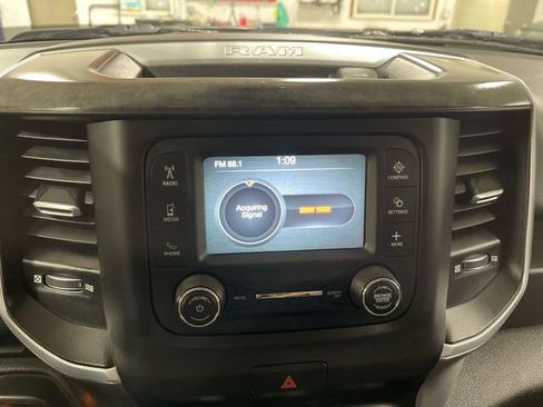 Certified 2019 RAM 1500 Big Horn image 18