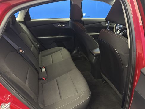Used 2021 Kia Forte LXS FWD image 23