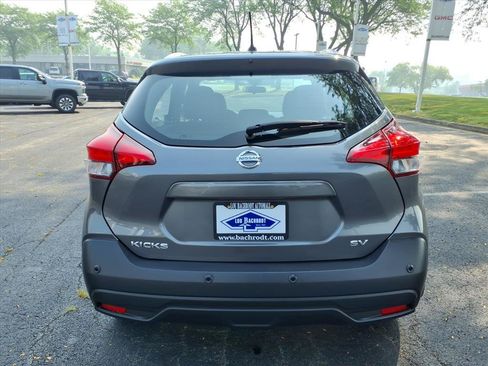 Used 2020 Nissan Kicks SV FWD image 6