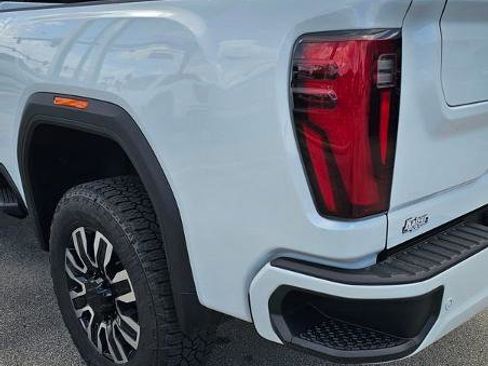 New 2026 GMC Sierra 2500 Denali Ultimate image 14
