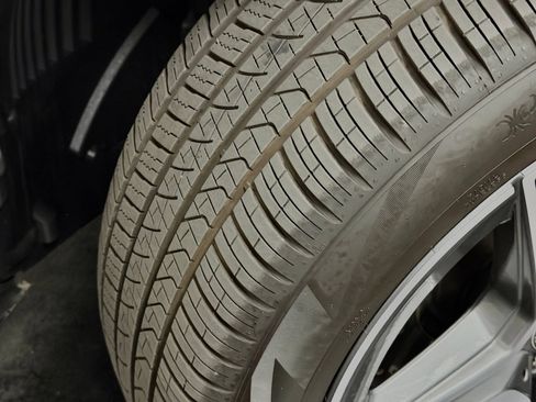 Used 2026 Mercedes-Benz GLS 450 4MATIC image 19