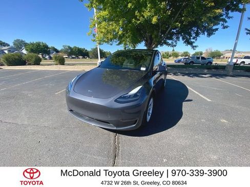 Used 2023 Tesla Model Y Long Range AWD/4WD image 1