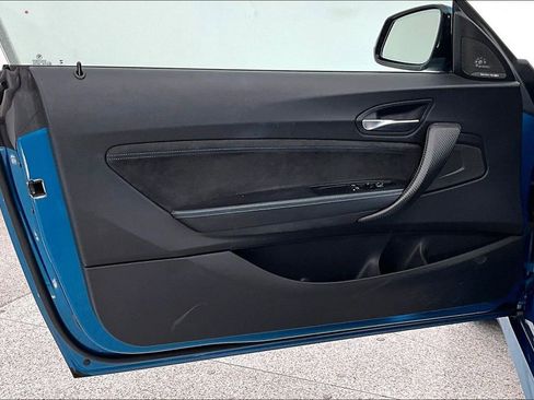 Used 2018 BMW M2 image 24