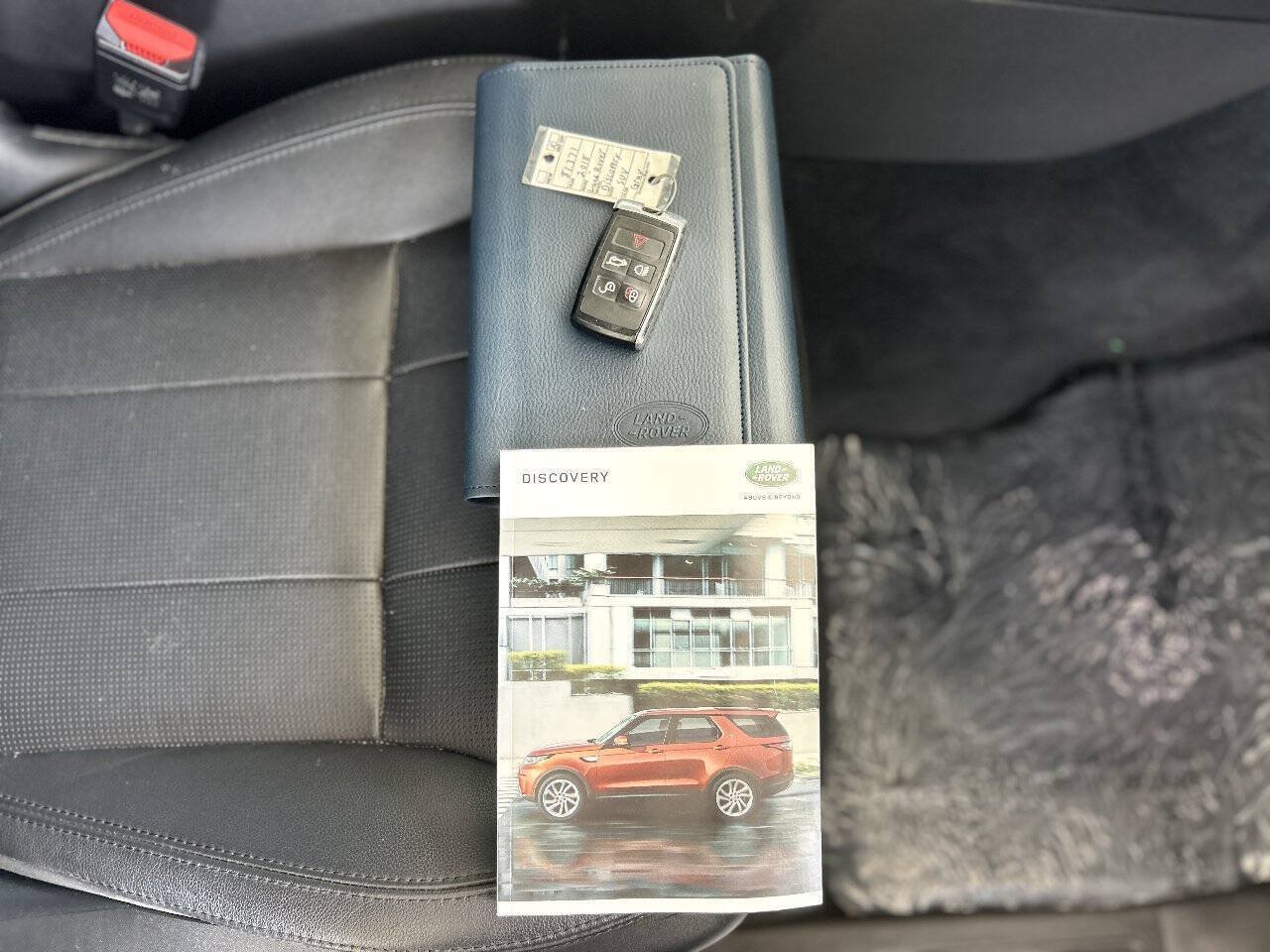 Used 2018 Land Rover Discovery SE AWD/4WD image 88