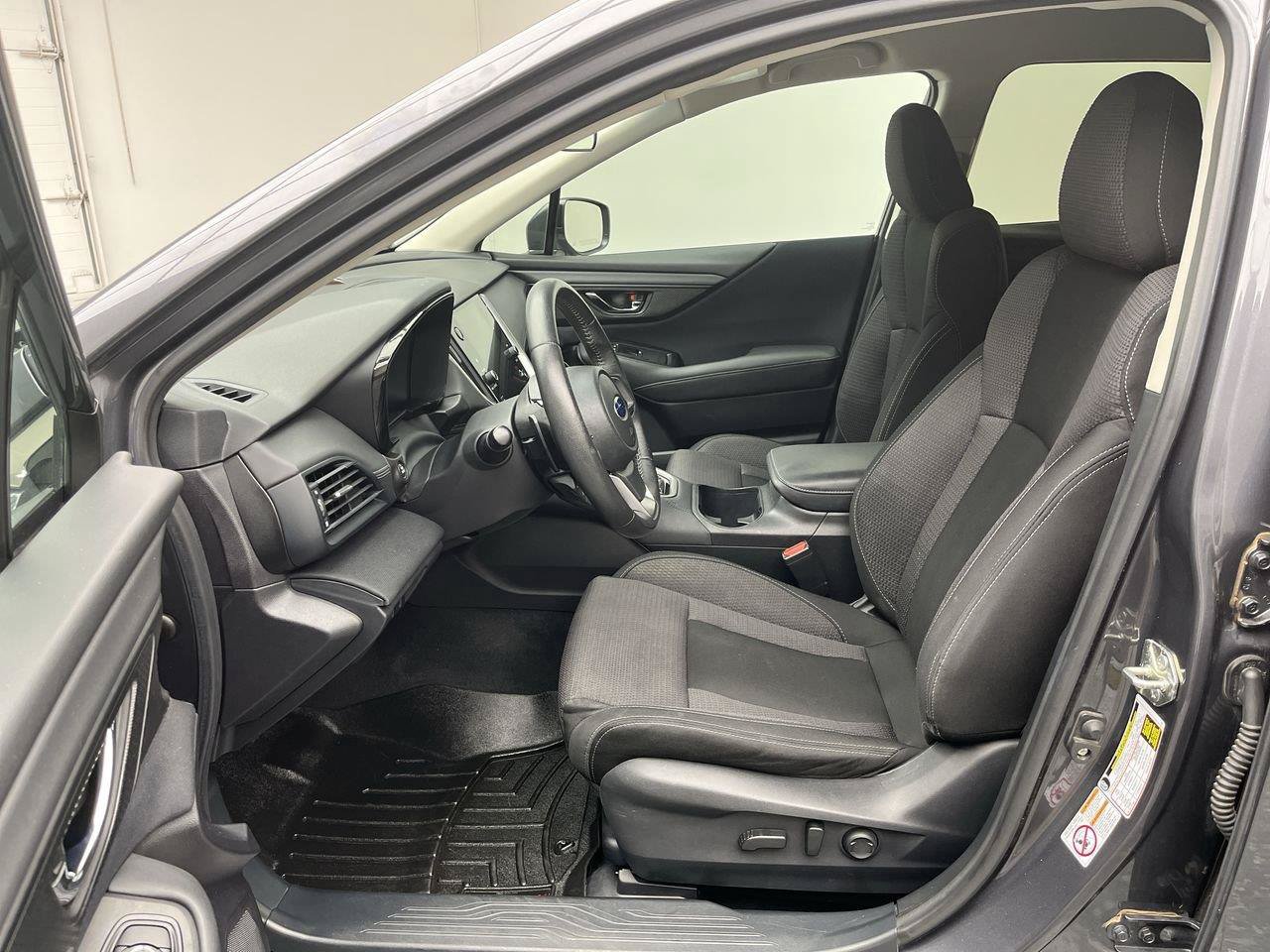 Used 2020 Subaru Outback Premium AWD/4WD image 3