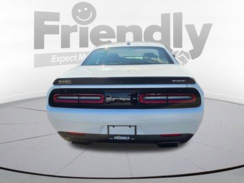 Used 2015 Dodge Challenger SRT Hellcat RWD image 6