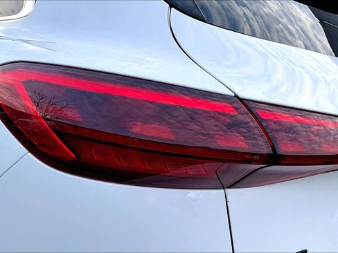 Used 2025 Audi Q5 Premium w/ Convenience Package image 23