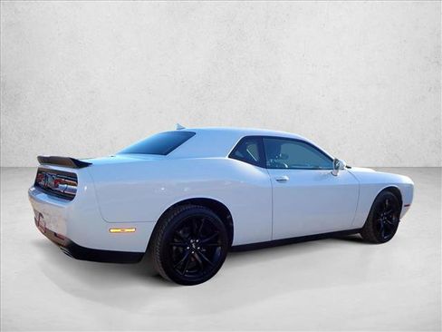 Used 2018 Dodge Challenger SXT Plus image 4