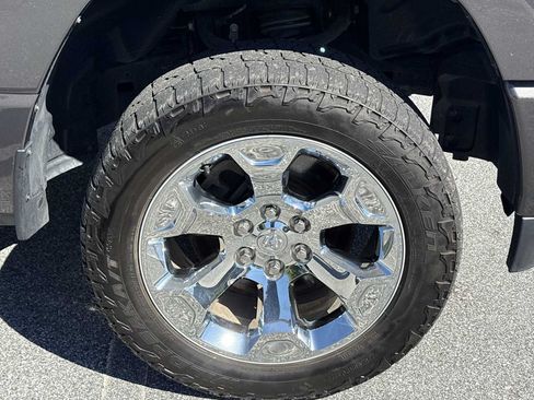 Used 2021 RAM 1500 Big Horn AWD/4WD image 32