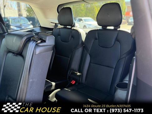 Used 2018 Volvo XC90 T6 Momentum w/ Convenience Package image 21