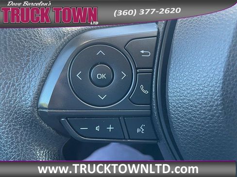 Used 2023 Toyota Corolla LE FWD image 20