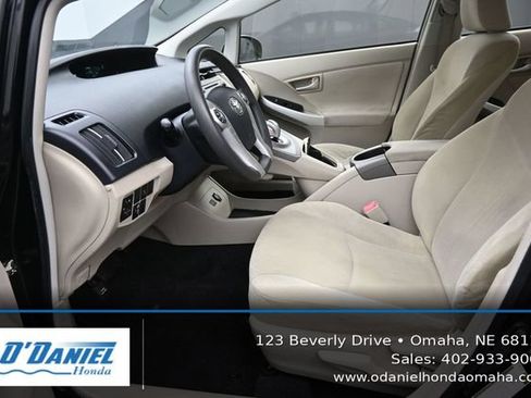 Used 2013 Toyota Prius Three w/ Solar Roof Pkg FWD image 25