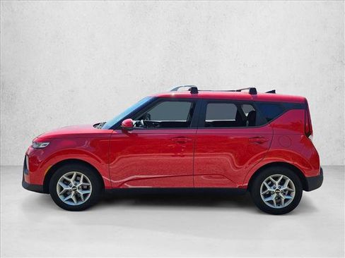 Used 2020 Kia Soul S FWD image 5