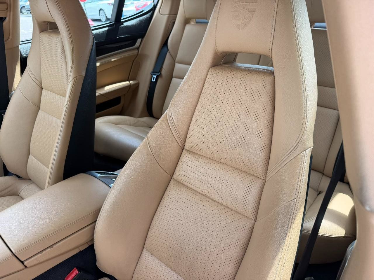 Used 2015 Porsche Panamera 4 AWD/4WD image 24