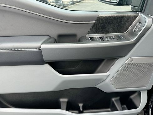 New 2025 Ford F250 XLT w/ Black Appearance Package image 22