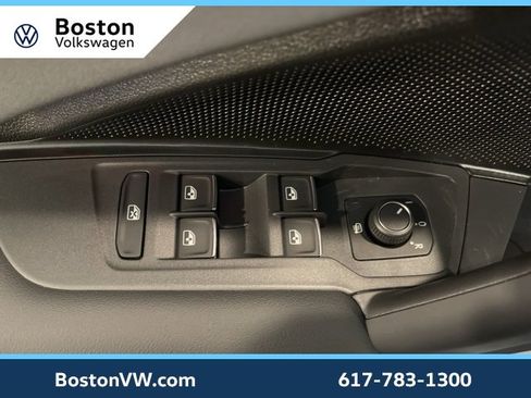 New 2026 Volkswagen Tiguan SE image 26