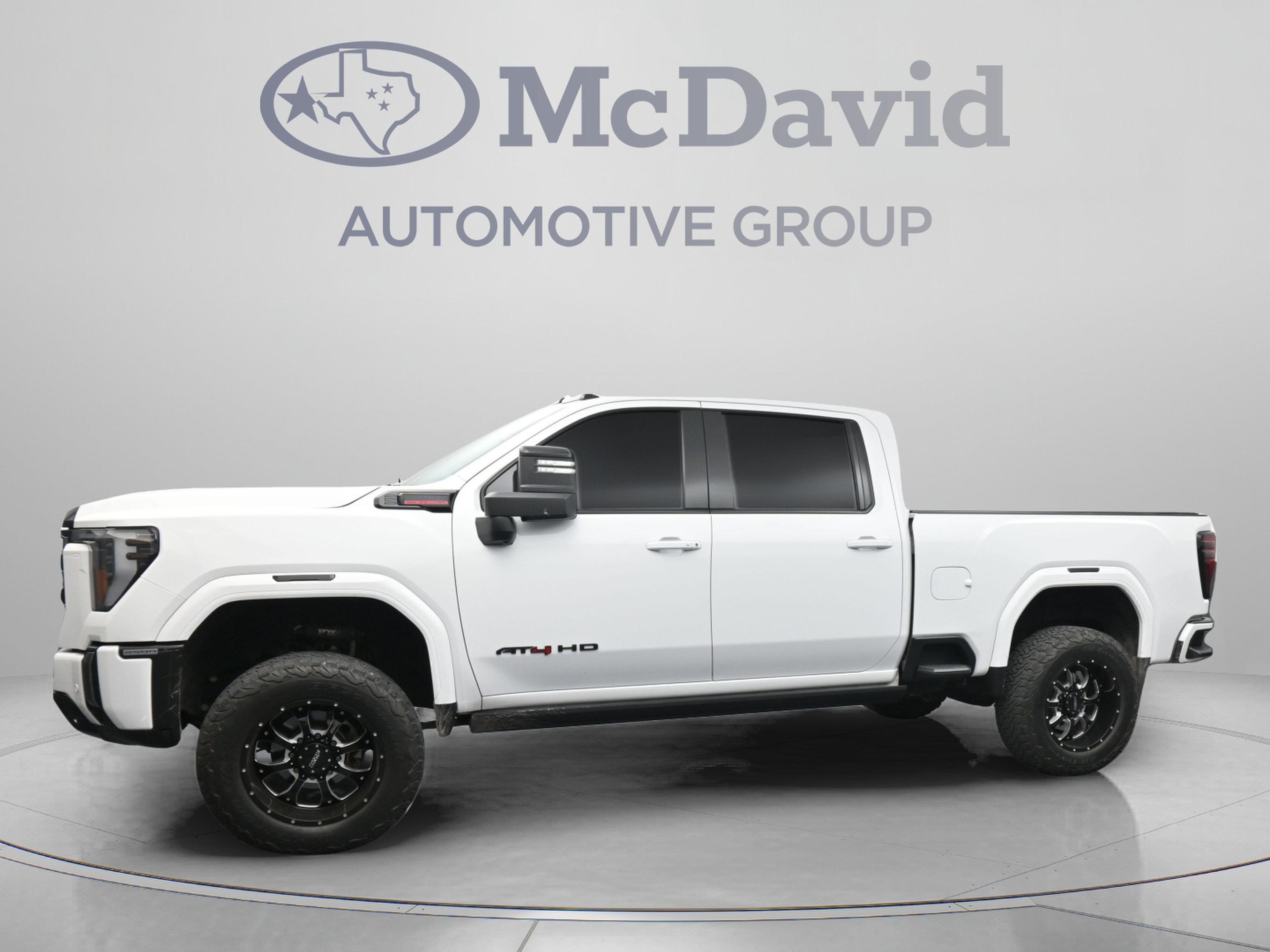 Used 2024 GMC Sierra 2500 AT4 w/ AT4 Premium Plus Package AWD/4WD image 5