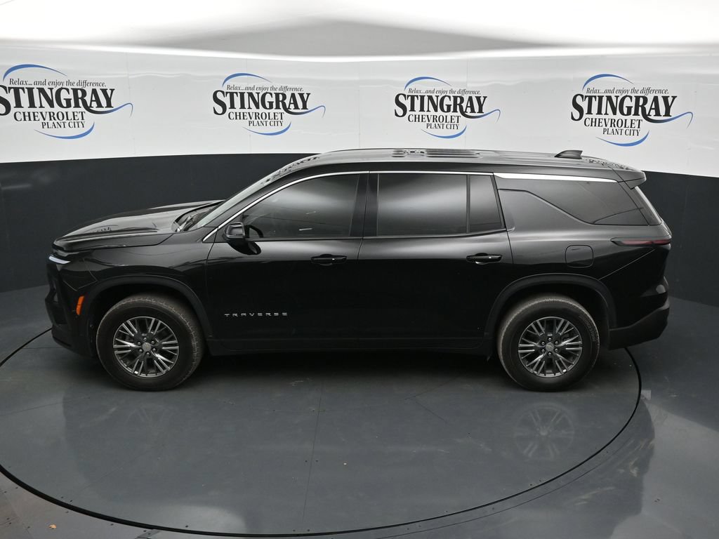 Used 2024 Chevrolet Traverse LS w/ LPO, Floor Liner Package FWD image 21