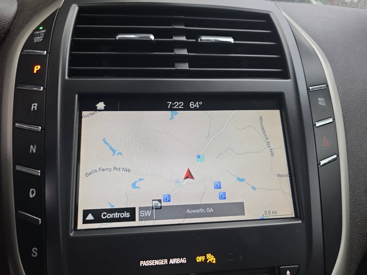 Used 2017 Lincoln MKC Reserve w/ Lincoln MKC Climate Package AWD/4WD image 8