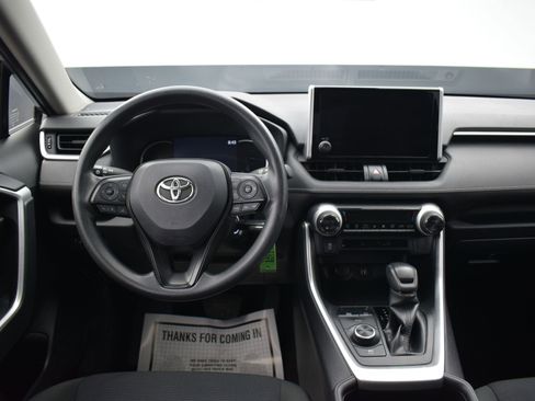 Used 2023 Toyota RAV4 LE image 14