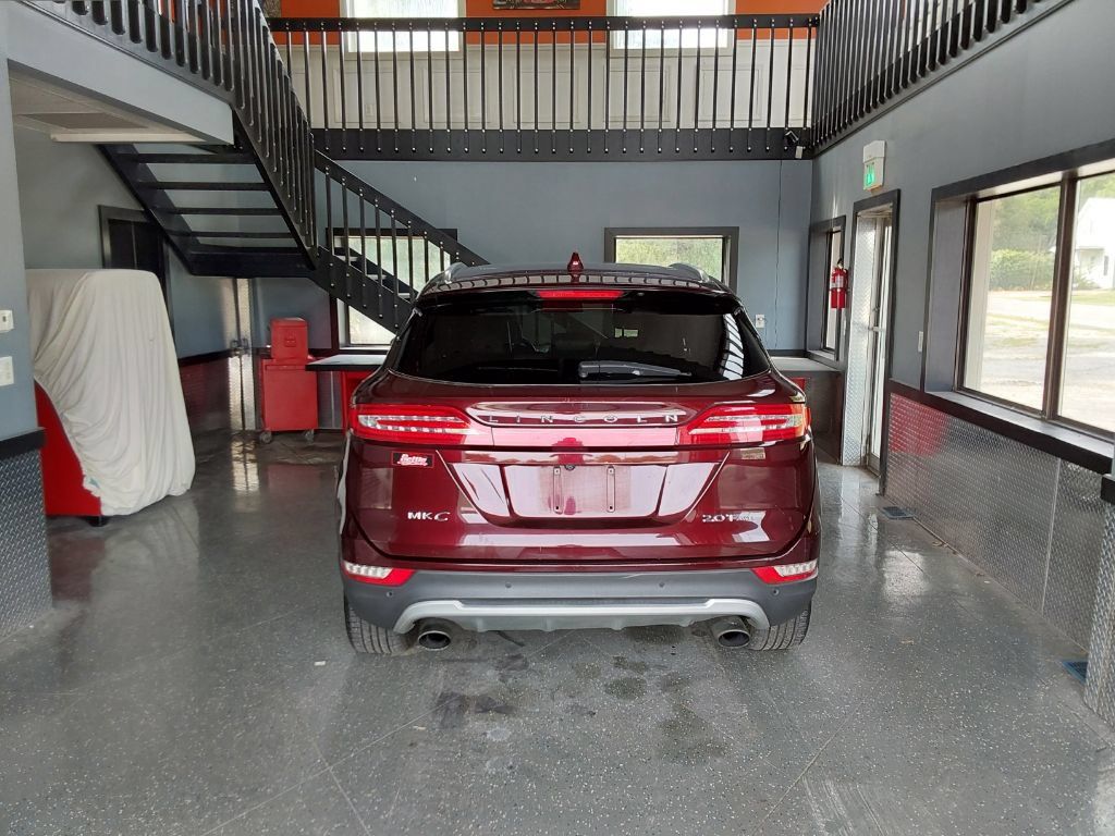 Used 2017 Lincoln MKC Select w/ Select Plus Package AWD/4WD image 11
