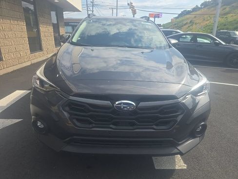 Used 2025 Subaru Crosstrek 2.5i Premium AWD/4WD image 2