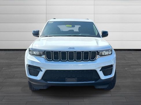 New 2026 Jeep Grand Cherokee Laredo X AWD/4WD image 9