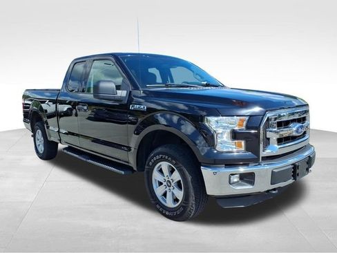 Used 2016 Ford F150 XLT w/ Trailer Tow Package AWD/4WD image 12