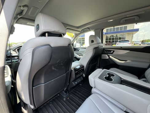 Certified 2026 Acura MDX SH-AWD w/ Technology Package image 27