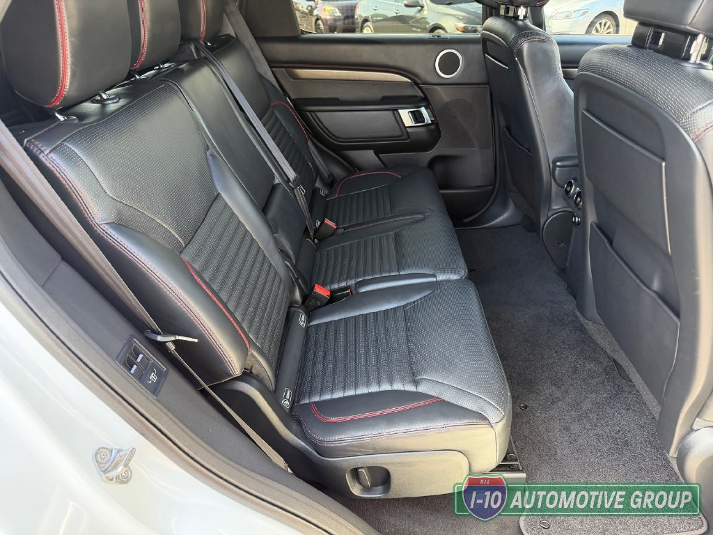 Used 2018 Land Rover Discovery HSE AWD/4WD image 30