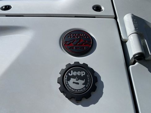 Used 2020 Jeep Gladiator Rubicon image 33