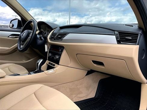 Used 2015 BMW X1 sDrive28i image 14