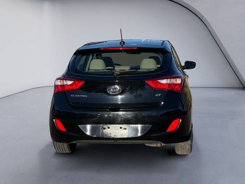 Used 2016 Hyundai Elantra GT image 4