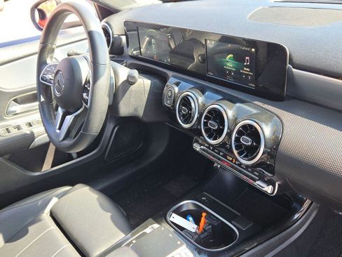 Used 2019 Mercedes-Benz A 220 A 220 image 5
