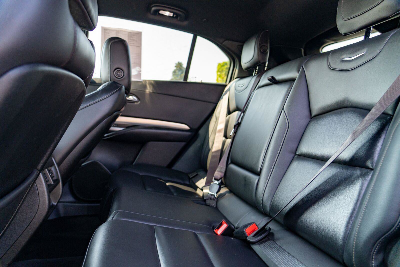 Used 2022 Cadillac XT4 Premium Luxury w/ Safety Alert Package AWD/4WD image 15