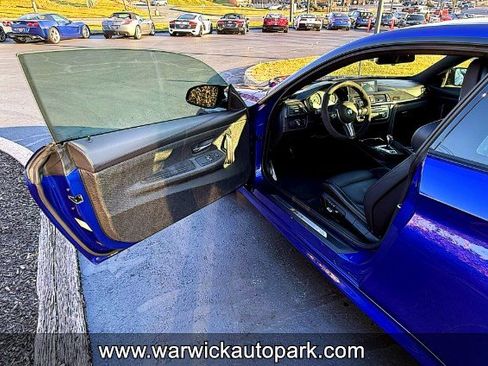 Used 2020 BMW M4 CS w/ Executive Package image 10