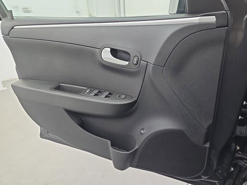 Used 2010 Chevrolet Malibu LT w/ Power Convenience Package image 22