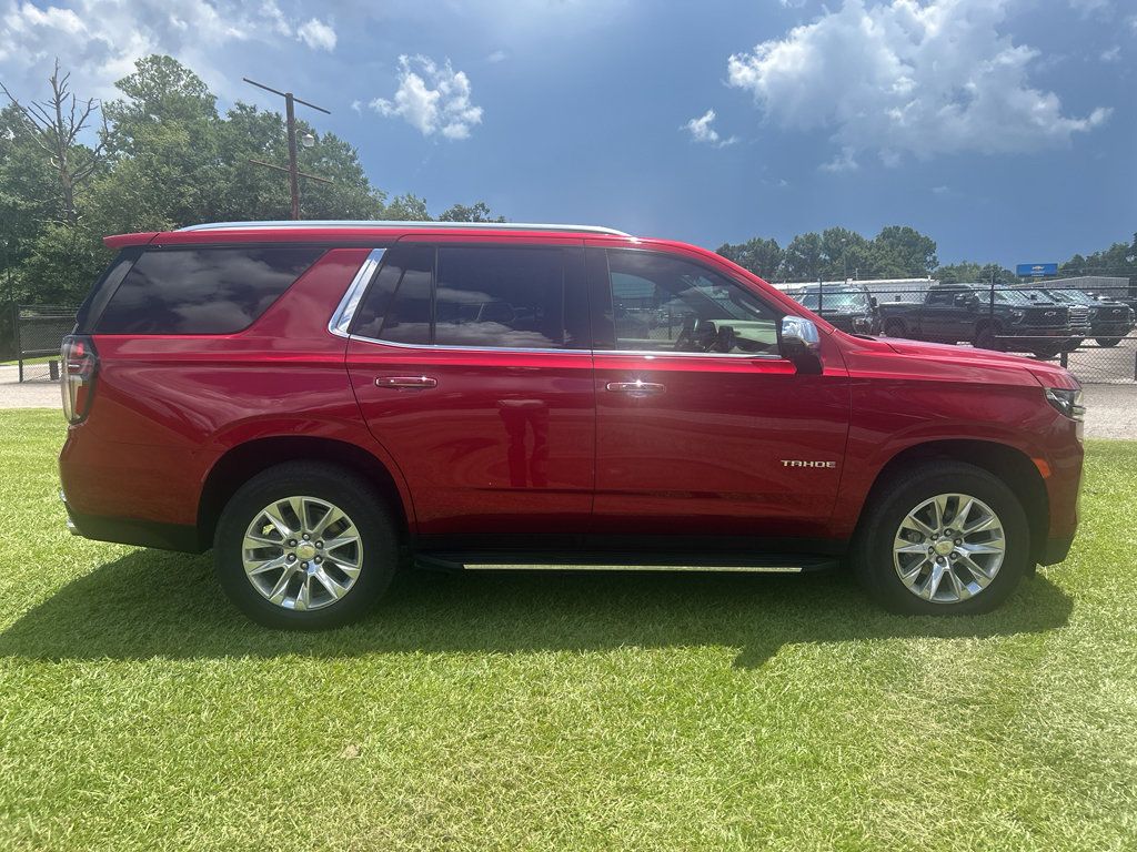 Used 2024 Chevrolet Tahoe Premier w/ Premium Package AWD/4WD image 10