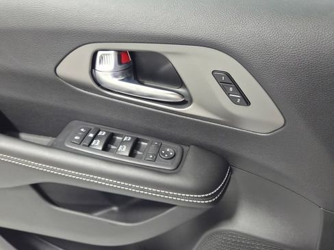 New 2027 Chrysler Pacifica Select w/ Family Tech Group FWD image 14