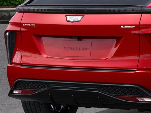 New 2026 Cadillac Lyriq V w/ LPO, Floor Liner Package image 14